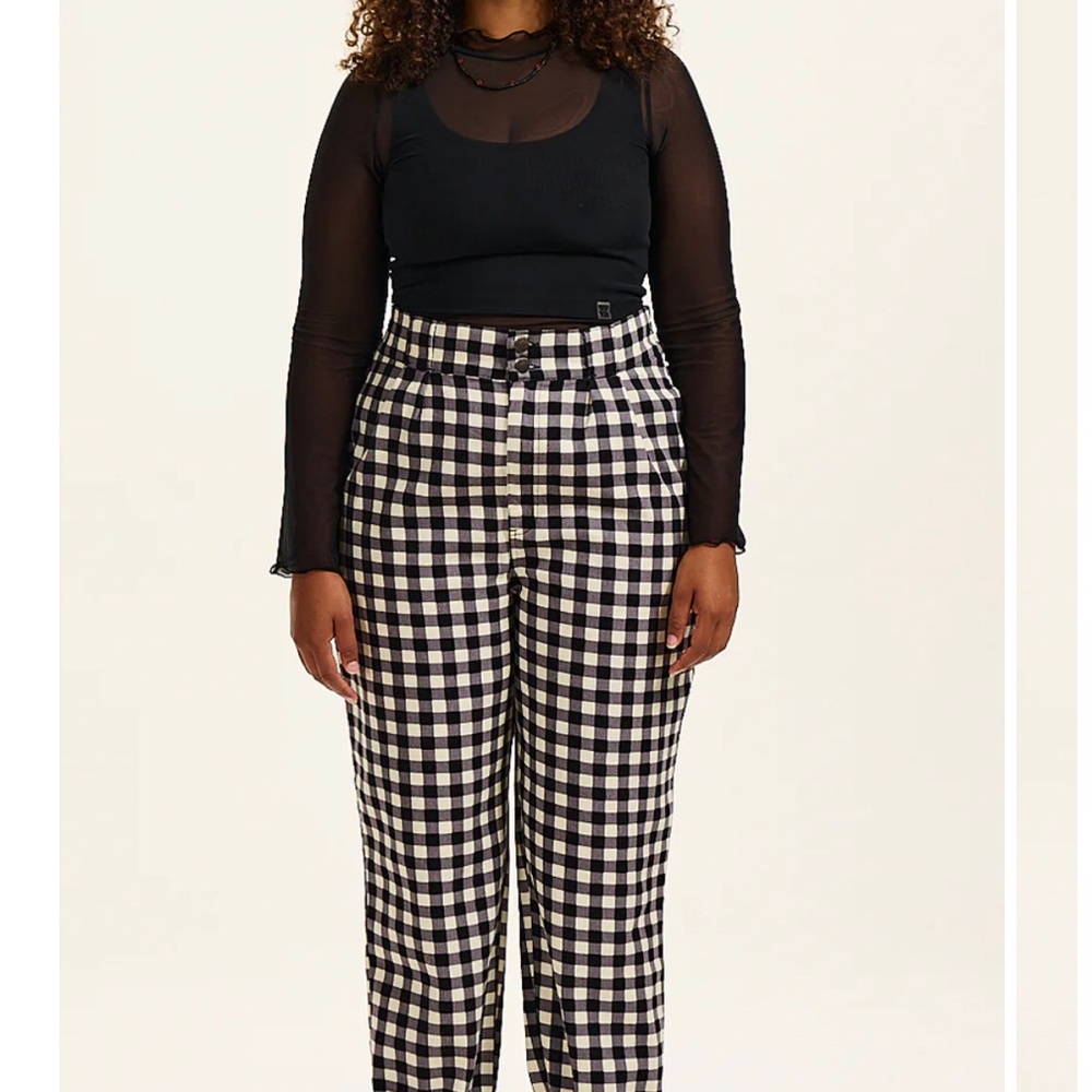 Brand new beautiful and comfortable Gingham pants